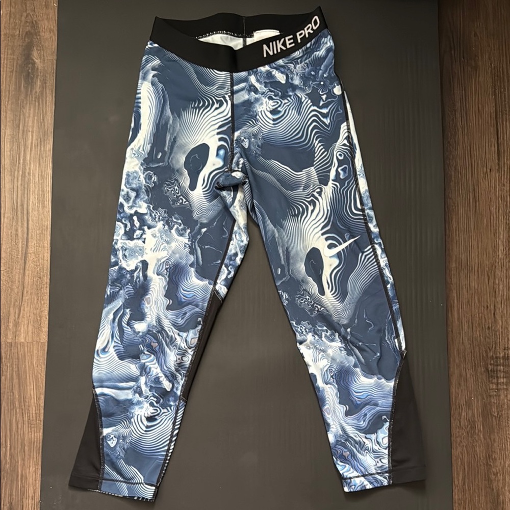Nike Pro Marble Blue and Black Leggings